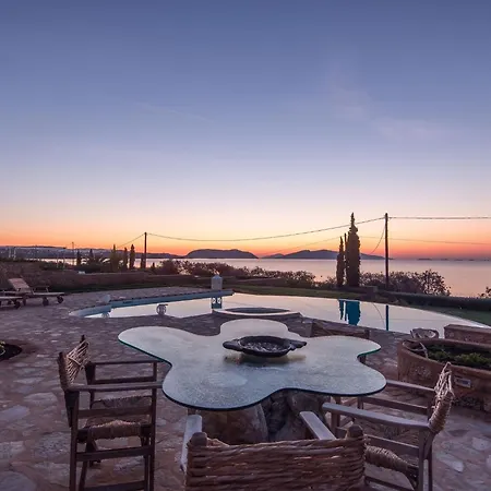 In Peloponnese By Petrothalassa Villa